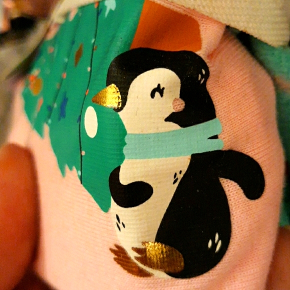 NWT Cat & Jack penguins Christmas Fleece Pajamas - Picture 7 of 11